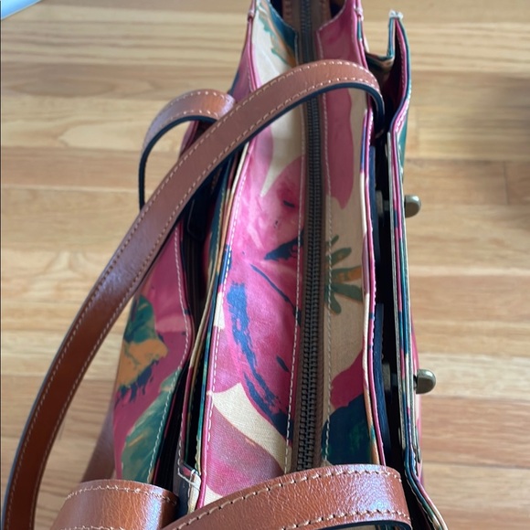 Patricia Nash Silvi Travel Tote - Picture 7 of 11